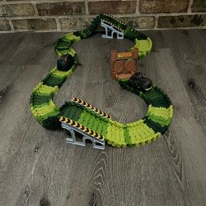 Dinosaur World Road Race